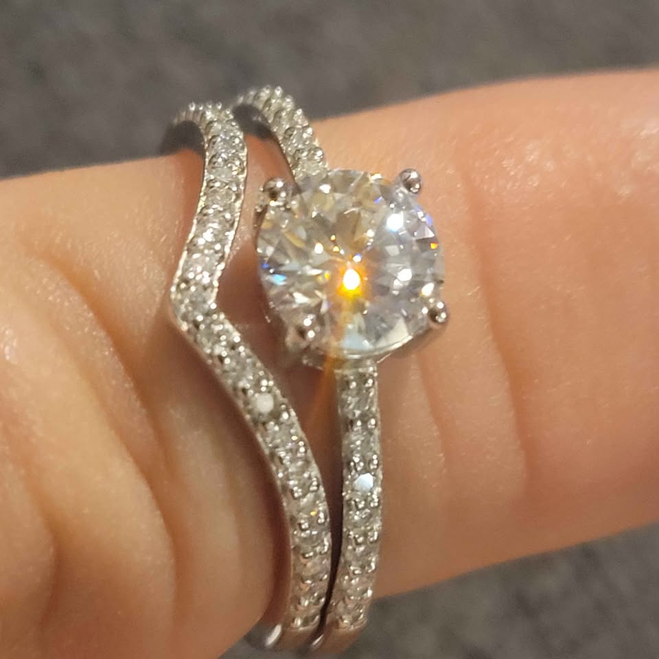 1.3 carat wedding ring set, size 8