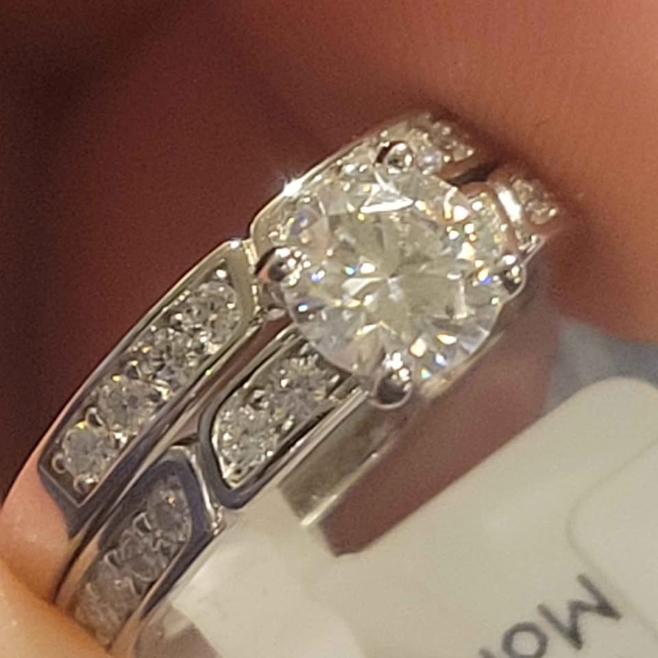 2.5 Ct Moissanite Silver Wedding set, Size 5