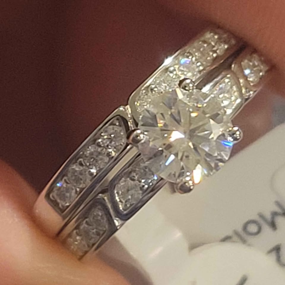 2.5 Ct Moissanite Silver Wedding set, Size 5