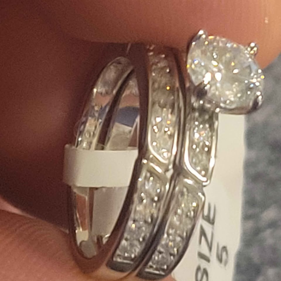 2.5 Ct Moissanite Silver Wedding set, Size 5