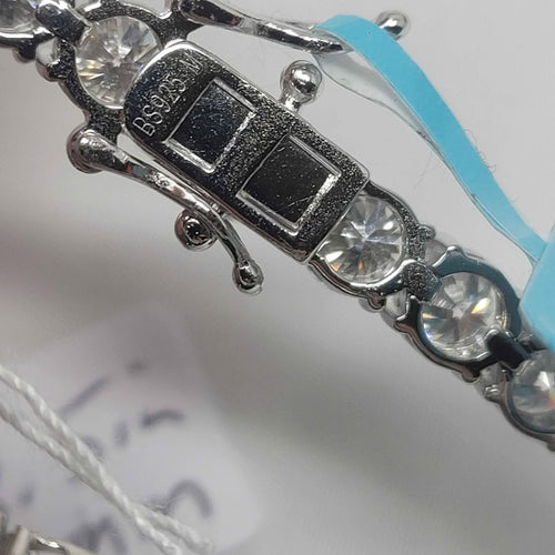 8.5 in. Moissanite silver tennis bracelet. 5mm