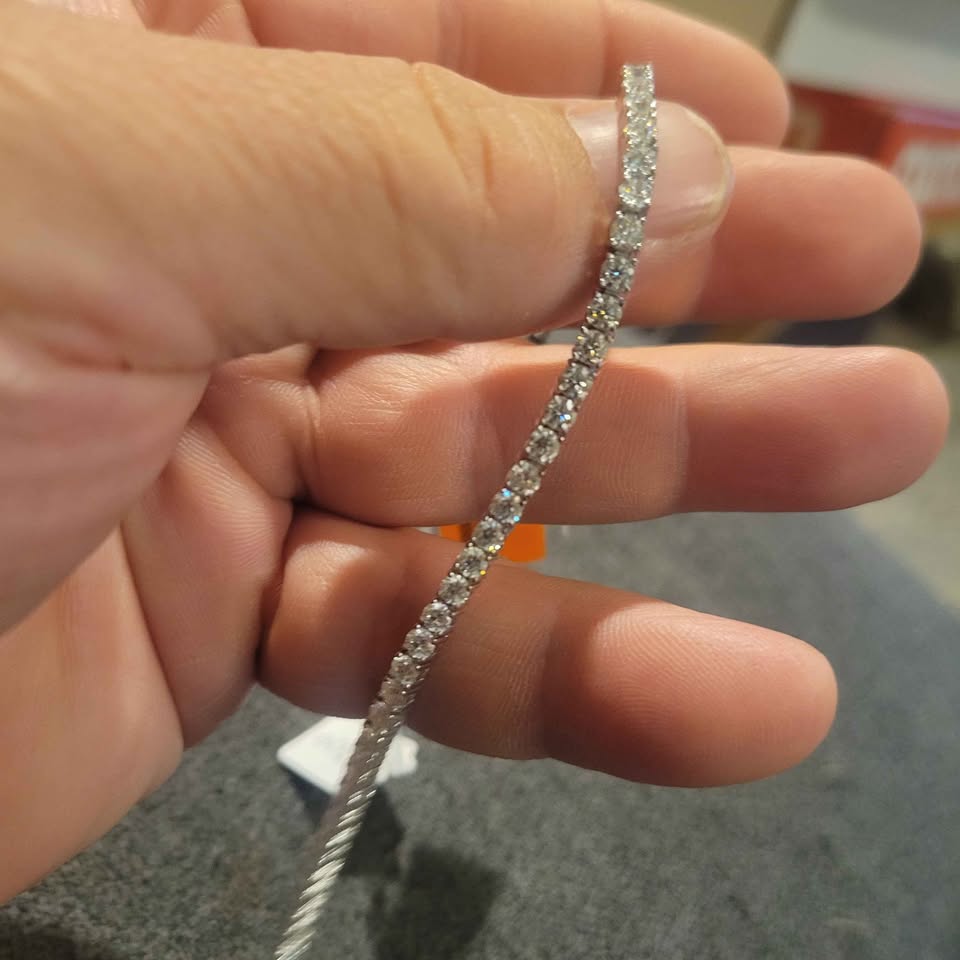 8in. Moissanite silver tennis bracelet, 3mm