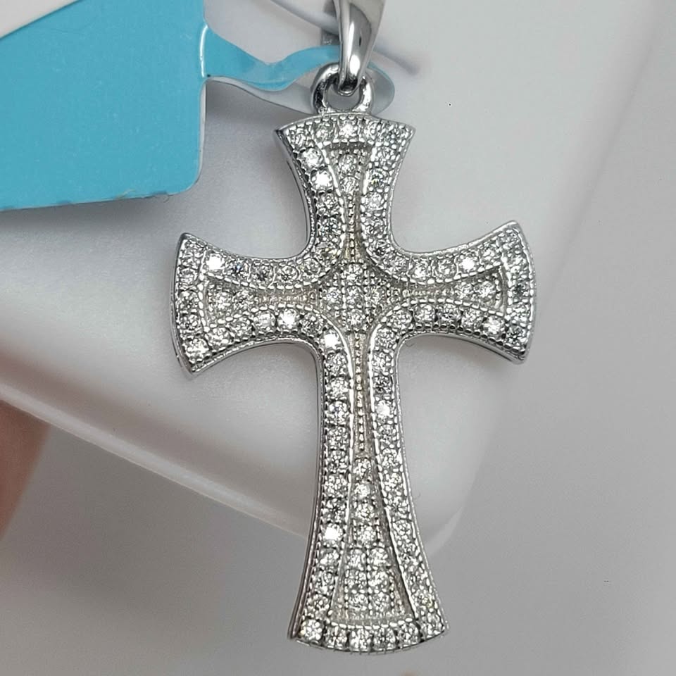 .56ct moissanite silver cross pendant