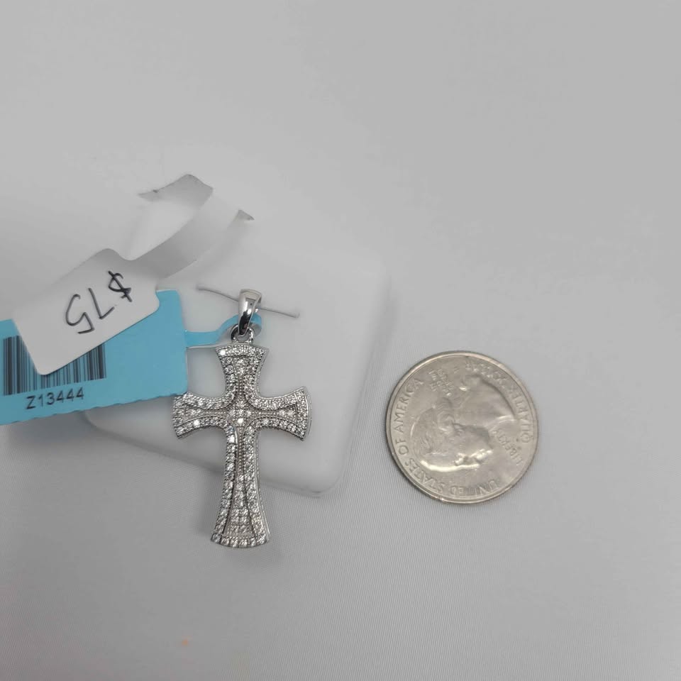 .56ct moissanite silver cross pendant